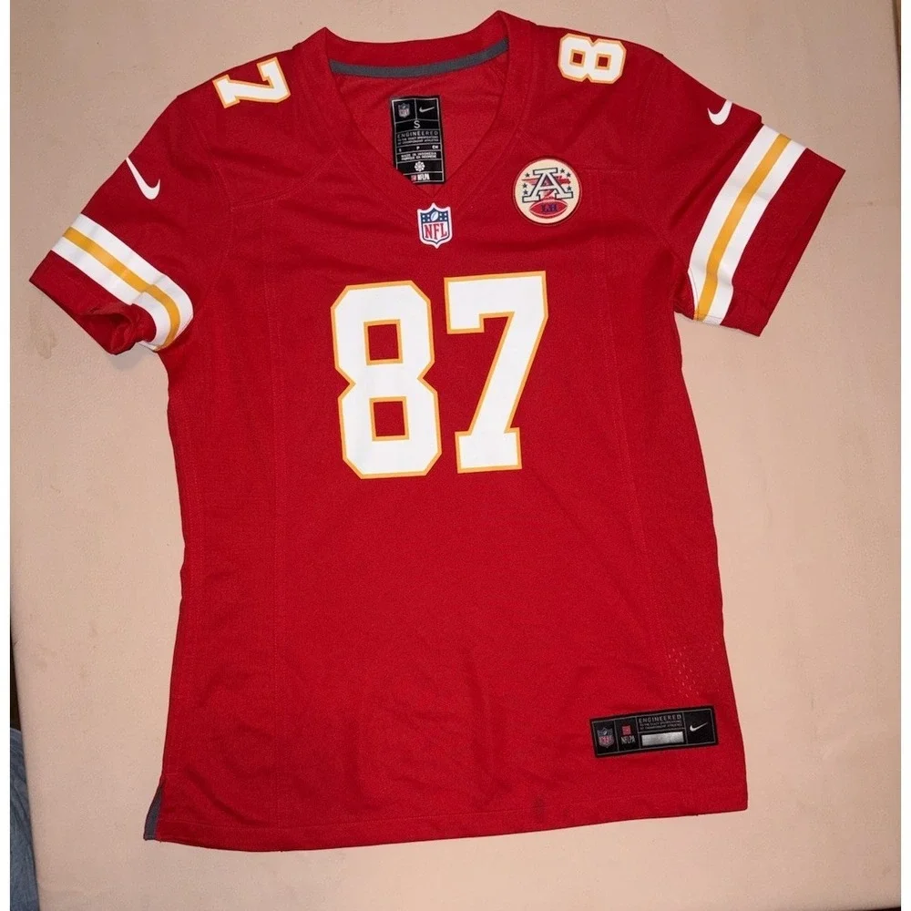 Travis Kelce #87 Kansas City Chiefs Nike Engineered NFL Jersey Red Woman's Small